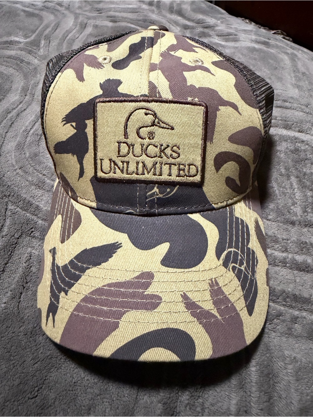 Ducks Unlimited Camo Trucker Hat - Brown/Tan